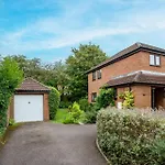 Splendid House Great Location To Wave Surf & South West Water Park - Super Garden By Stae-homes Casa de Férias Bristol