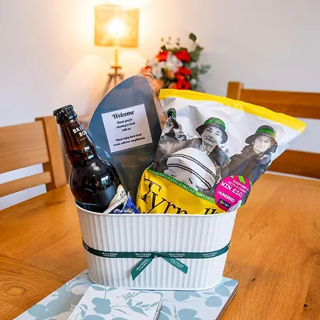 Splendid House Great Location To Wave Surf & South West Water Park - Super Garden By Stae-homes * Бристоль