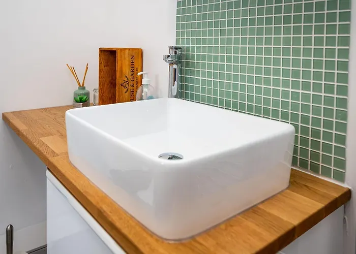 Splendid House Great Location To Wave Surf & South West Water Park - Super Garden By Stae-homes Holiday home *