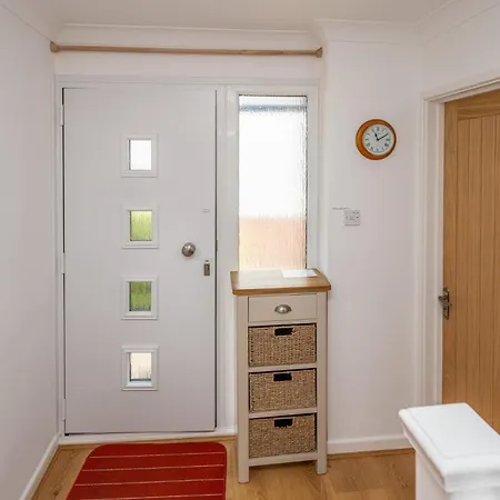 Holiday home Splendid House Great Location To Wave Surf & South West Water Park - Super Garden By Staystaycations