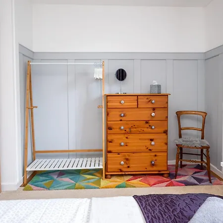 Splendid House Great Location To Wave Surf & South West Water Park - Super Garden By Stae-homes Ferienhaus Bristol