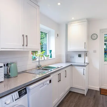 Splendid House Great Location To Wave Surf & South West Water Park - Super Garden By Stae-homes بيت للعطل