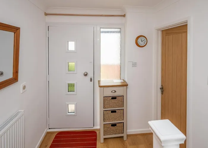 Ferienhaus Splendid House Great Location To Wave Surf & South West Water Park - Super Garden By Stae-homes