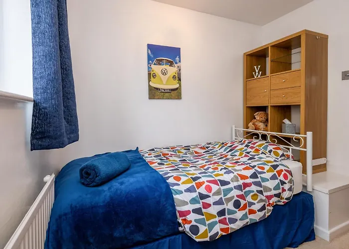 Splendid House Great Location To Wave Surf & South West Water Park - Super Garden By Stae-homes Bristol