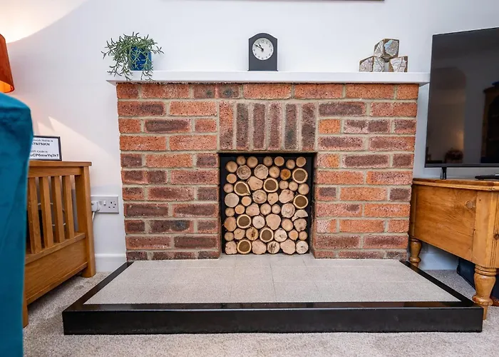 Splendid House Great Location To Wave Surf & South West Water Park - Super Garden By Stae-homes